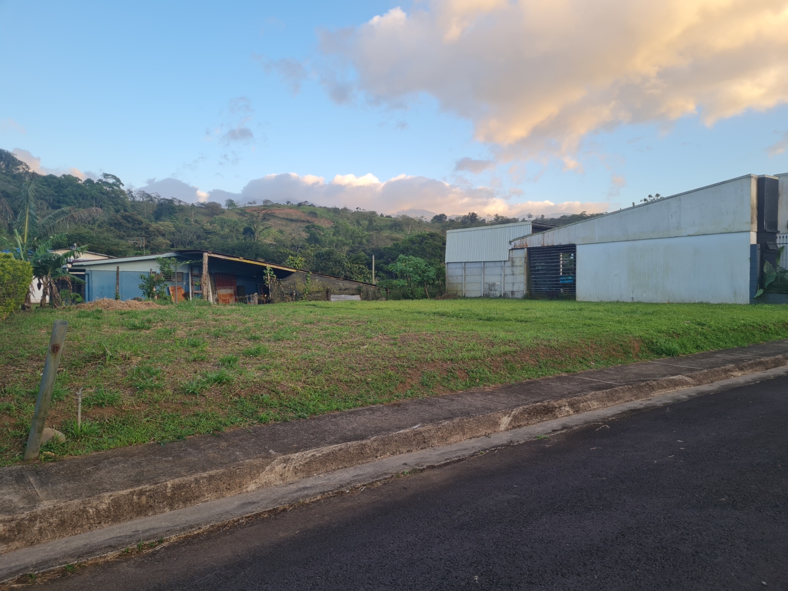 casas en venta, lotes en venta, San Carlos